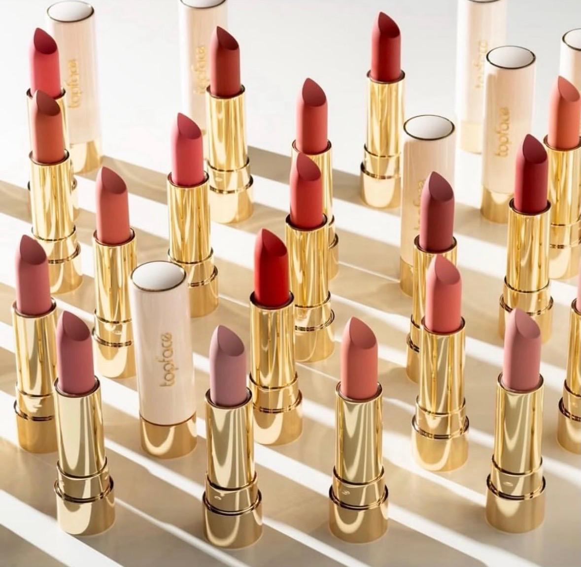 TOPF .PROHD RICH MATTE LIPSTICK (Hyaluronic Acid, Vitamin E, Macadamia Oil, Jojoba Oil, Coconut Oil...